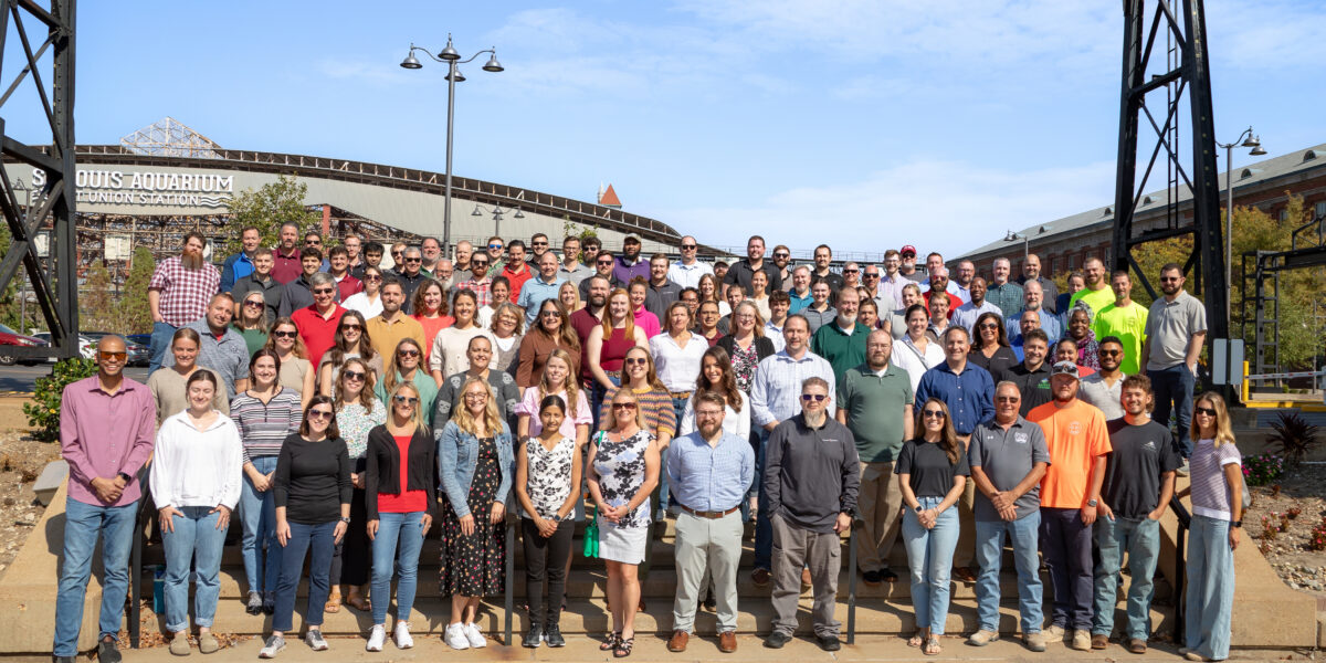 Horner & Shifrin employee-owners gathered on the steps of the firm’s St. Louis headquarters during the 2025 annual employee-owner lunch.